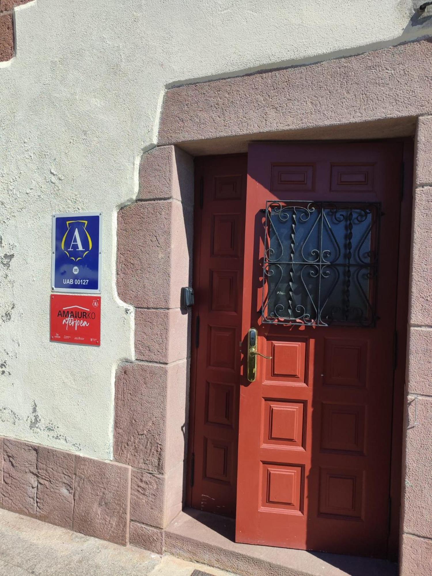 Amaiurko Aterpea Hostel Maya del Baztan Bagian luar foto
